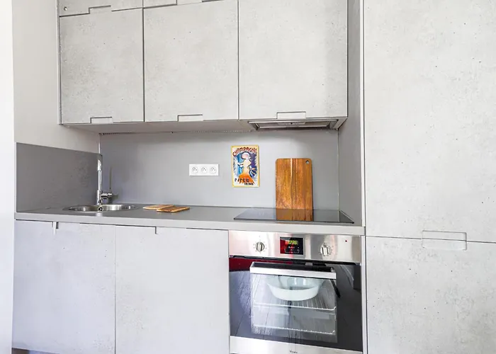 Le Palais Du Vieux Port By Interhome شقة نيس