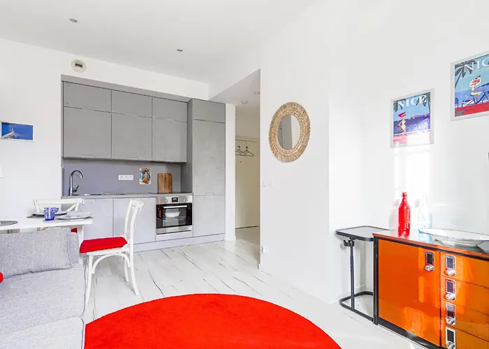 Le Palais Du Vieux Port By Interhome شقة نيس